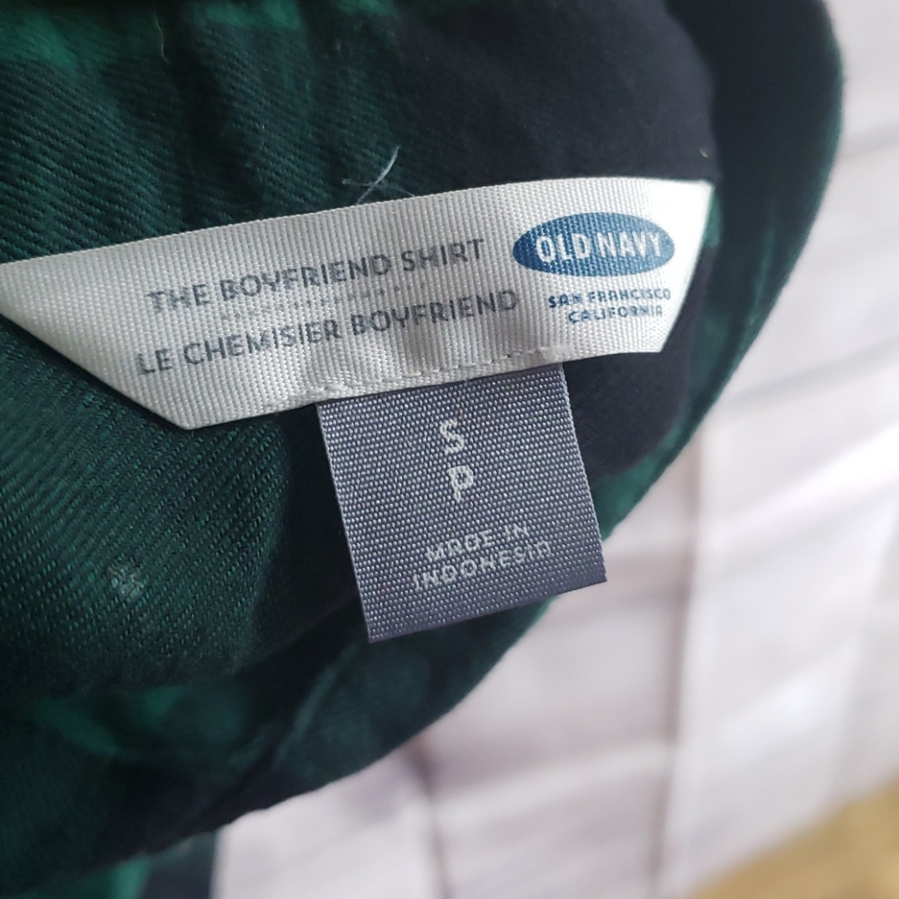 Old Navy Flannel - Picture 2 of 2